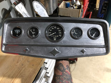 Load image into Gallery viewer, Auburn style dash