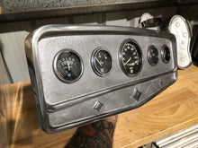 Load image into Gallery viewer, Auburn style dash