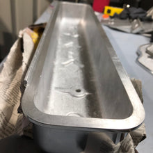 Load image into Gallery viewer, Buick nailhead star valve cover pair