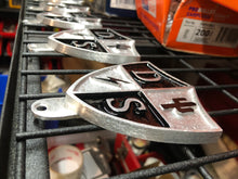 Load image into Gallery viewer, Shield license plate topper